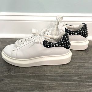 Steve Madden leather sneakers
